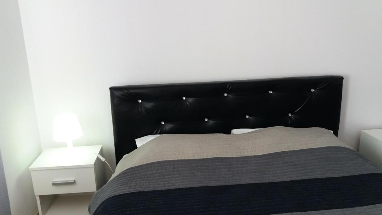 Cazare Apartament Rasnov 아파트 외부 사진